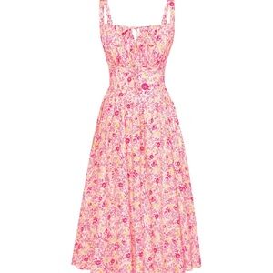 Chic Floral Midi Dress in Pink